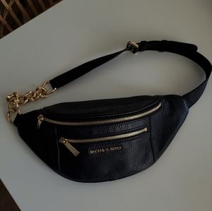 Michael Kors Mott Leather Belt Bag